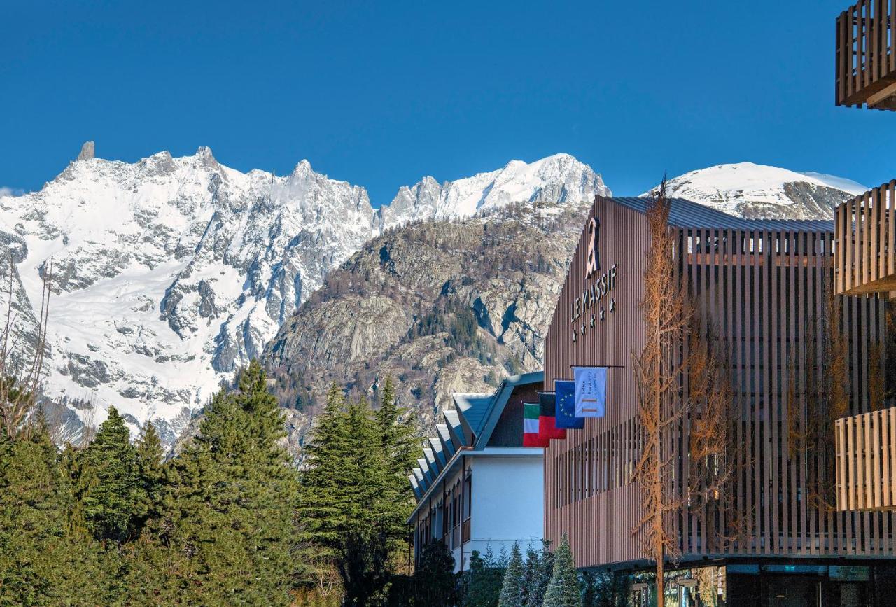 Le Massif Hotel & Lodge Courmayeur The Leading Hotels Of The World Exterior photo